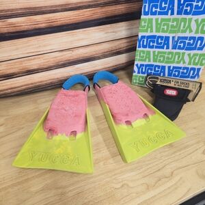 Yucca Swim Surf Fins, Unisex, With Fin Socks, NIB
